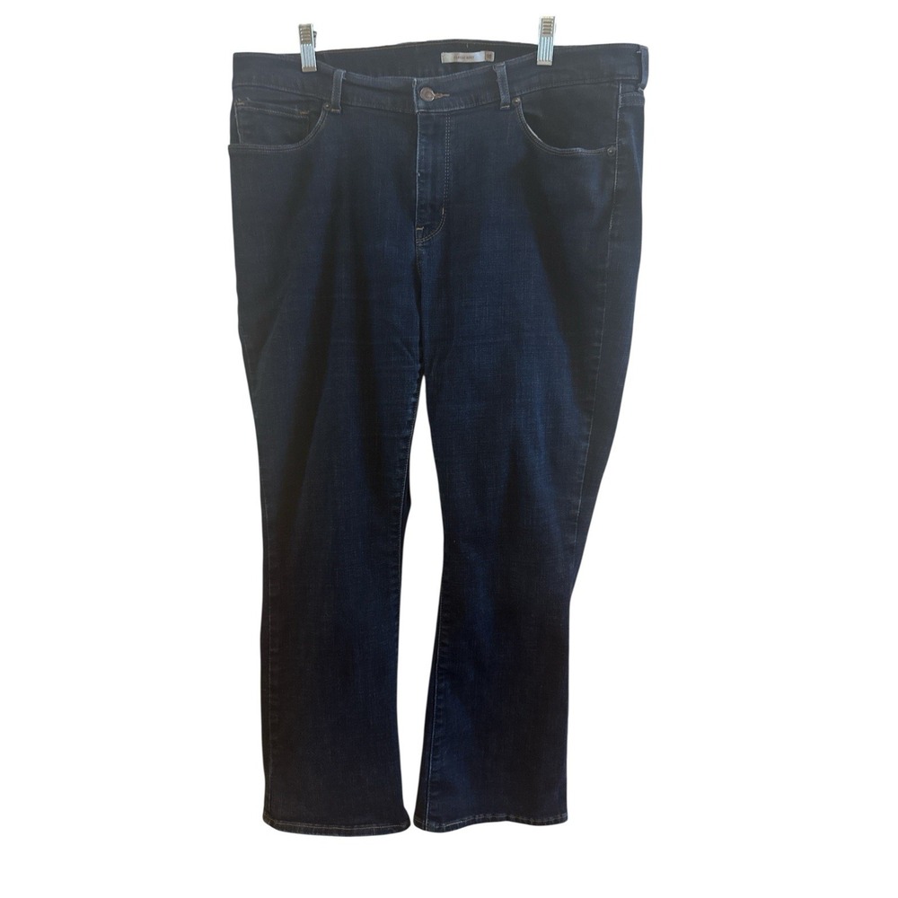 Levi's Classic Boot Cut Medium Wash Woman's Size 18 Denim Jeans